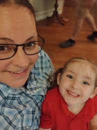 What assistance is available for a single or teen mom having a girl?