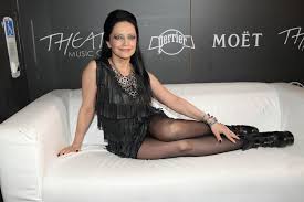 Koncert s názvem „22 osudových písní lucie bílé z pražské lucerny (2007). Cim Starsia Tym Krajsia Takto Sa Rokmi Menila Ceska Spevacka Diva Tvnoviny Sk