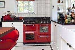 stoves fornuis een prachtig engels fornuis blikvanger in je keuken ga voor keukeninspiratie naar www keukenstudiost keuken interieur rode keuken keukens