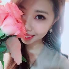 Lena Huang (@lenah_o8)