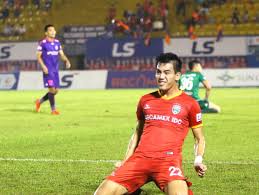 Phải làm khách trên sân của shb đà nẵng tại vòng 25 v.league 2019 nhưng becamex bình dương vẫn chơi đầy tự tin và mang về 3 điểm nhờ cú đúp bàn thắng của tiến linh. Tiáº¿n Linh Láº­p Sieu Pháº©m Becamex Binh DÆ°Æ¡ng Nháº¥n Chim Sai Gon Fc