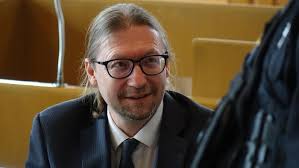 Contestation des élections de 2021 : Élections T.-N.-L. demande le rejet de  la cause