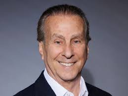 Brett Kaplan's Instagram, Twitter & Facebook