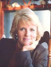 Eileen Carney's Instagram, Twitter & Facebook