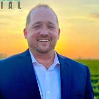 Katie Perrin's Instagram, Twitter & Facebook