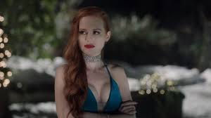 Shes so hot : rMadelainePetsch