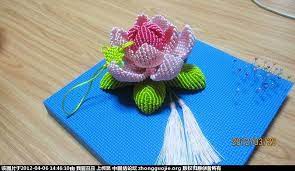 新手交作业 我的处女作 荷花车饰 编法图解 作品展示 中国结论坛 micro macrame macrame knots macrame jewelry