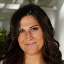 Jackie Cunha's Instagram, Twitter & Facebook