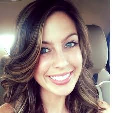 Ariana Hansen's Instagram, Twitter & Facebook