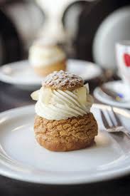 Epingle Sur Eclairs And Cream Puffs