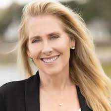 Find Realtors & Real Estate Agents in 06825