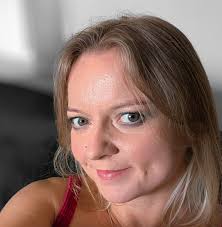 Due to cancellation.. Looking for band or singer for the 16th Nov for  lively pub...9pm start time, please comment if your free