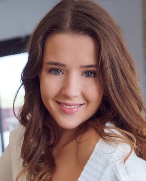 Sybil - Biography - IMDb