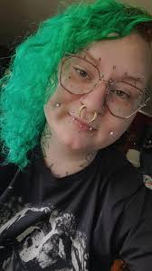 A customer who wanted 1 gram of 18 karat gold slided into my DM. She asked  to know which is better to go for," 1 gram of necklace or 1 gram of