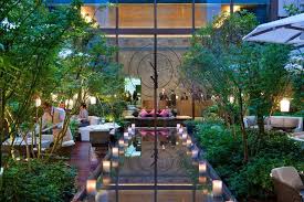 Notre Top 15 Des Terrasses Et Jardins D Hotel De Luxe A Paris Hotel De Luxe Hotels De Luxe Hotel Paris