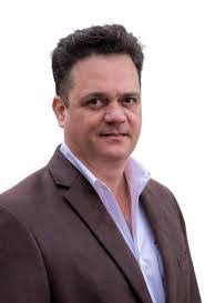 Jay Schleicher's Instagram, Twitter & Facebook