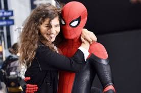 It seems like it was only a matter of time before zendaya and. Spider Man Far From Home Tom Holland E Zendaya Stanno Insieme Movieplayer It