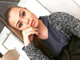 GALERIE: Poslední okamžiky Ivany (†18), která spadla z 20. patra: Milionář  ji držel v náručí před manželkou