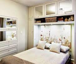 15 idee fai da te per arredare piccole camere da letto nel 2020. Camera Matrimoniale Piccola Arredare Camera Da Letto Matrimoniale Piccola Idee Arredamento Camera Da Letto Camera Da Letto Piccola Stanza Da Letto Piccola