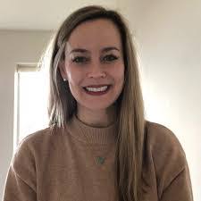 Carmen Malik's Instagram, Twitter & Facebook