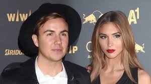 Ann Kathrin Brommel Ganz Privat Daran Scheitert Die Gotze Freundin Klaglich News De