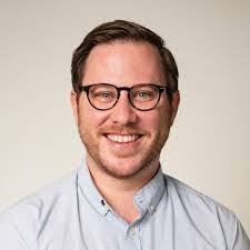 Heidi Kalinowski's Instagram, Twitter & Facebook