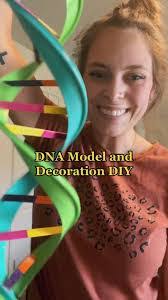 Karen Kaizer's Instagram, Twitter & Facebook