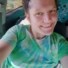 Regina Ritchey's Instagram, Twitter & Facebook