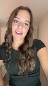 Georgia Muller's Instagram, Twitter & Facebook