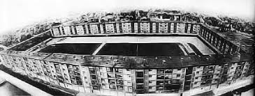 For example, the vélodrome d'hiver was built in paris in 1909 and featured a 250 m (820.2 ft) indoor track with a wooden surface. Rafle Du Velodrome D Hiver