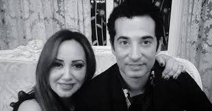 بعد انتشار صورة أثارت ضجة على مواقع التواصل بعنوان محمد سعد وزوجته، كشفت الفنانة البحرينية، شيماء سبت، حقيقة زواجها من الفنان المصري محمد سعد، إثر تداول صورة تجمعهما. Ø¨Ø§Ù„Ø±ØºÙ… Ù…Ù† ØªÙƒØªÙ…Ù‡ Ø²ÙˆØ¬Ø© Ø¹Ù…Ø±Ùˆ Ø³Ø¹Ø¯ ØªØ¹Ù„Ù† Ø¥Ù†ÙØµØ§Ù„Ù‡Ø§ Ø¹Ù†Ù‡ Et Ø¨Ø§Ù„Ø¹Ø±Ø¨ÙŠ