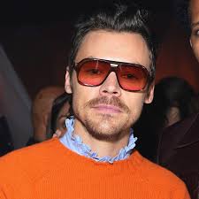 Benson Boone deja claro que quiere marcar su nombre en la industria y no  ser una versión nueva de Justin Bieber, Harry Styles o One Direction 😳 "No  quiero ser lo mismo