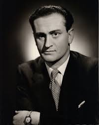 Robert Marsden's Instagram, Twitter & Facebook