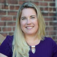 Tara Kinney's Instagram, Twitter & Facebook