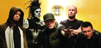 Fans' reaction to borland's video was mostly positive, but there was some backlash from people who pointed out that even when borland took his hand off the guitar. Limp Bizkit Ganz Oben Auf Der Nu Metal Welle Nurnberg Nordbayern