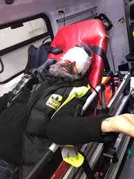 Pour tous ceux qui ont oublié ce qui était un gilet jaunes du 17 novembre 2018 et qui se pose beaucoup trop de questions ! Acte Xi Jerome Rodrigues Eborgne Par Les Forces De L Ordre Medias Presse Info