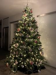 Auch eine abrufbenachrichtigung ist möglich. Kunstlicher Premium Weihnachtsbaum Nordmanntanne Led 240 Cm Hoch Kunstliche Weihnachtsbaume Weihnachten Vivanno