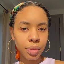 Jeanette Hendrix's Instagram, Twitter & Facebook