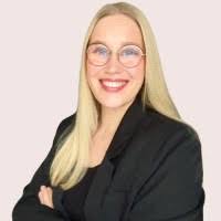 Laura Wikstrom's Instagram, Twitter & Facebook