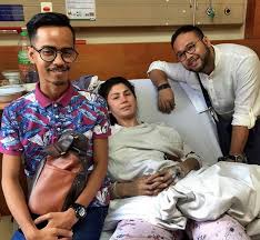 Sajat dan kontroversi tak dapat dipisahkan. Gosip Hujung Minggu Faez Nick Ex Sajat Yg Kini Bergelar Pelakon Pembantu Sudah Bertunang Katanyehhh Tahniah Wajah Tunang Versi Datuk Vida Zaman Muda Katanyehh Gosip Tempatan Gosip Forum Cari Infonet