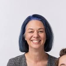 Kelly Forrest's Instagram, Twitter & Facebook