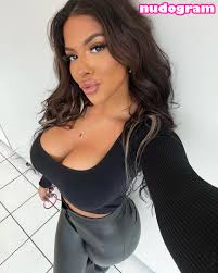 Elvana Vita  elvanavita  skyress_vip Nude Leaks OnlyFans Photo 40 -  Nudogram v2.0