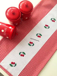 Kirazli Runner Kanavice Havlular Instagram