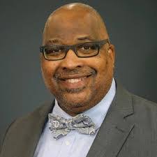 Lorraine Diggs's Instagram, Twitter & Facebook