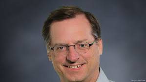 AutoZone sees some slowdown after record-breaking Q4, but still reports  surging first quarter performance