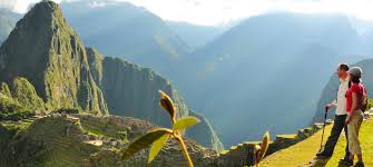 Machu picchu travel resources, complete tourist information about, history, machupicchu tourist attractions and sightseeing tours, maps, useful information and travelers tips. Resa Inkaleden Inca Tours