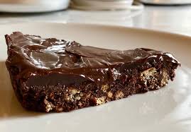 Torta con biscotti petit oro saiwa. Torta Wow Al Cioccolato Senza Cottura Senza Uova Facile Veloce E Golosa