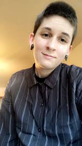 Aiden Lyn Payne (@scizzorstabber)