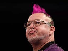 Peter Wright changes mind
