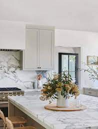 Two timeless texture options — a smooth open grain and a bandsaw cut that resembles the look of fine linen — allow for varied warm tones to shine through. 92 Timeless Kitchens Ideas Kitchen Design Kitchen Inspirations Kitchen Remodel